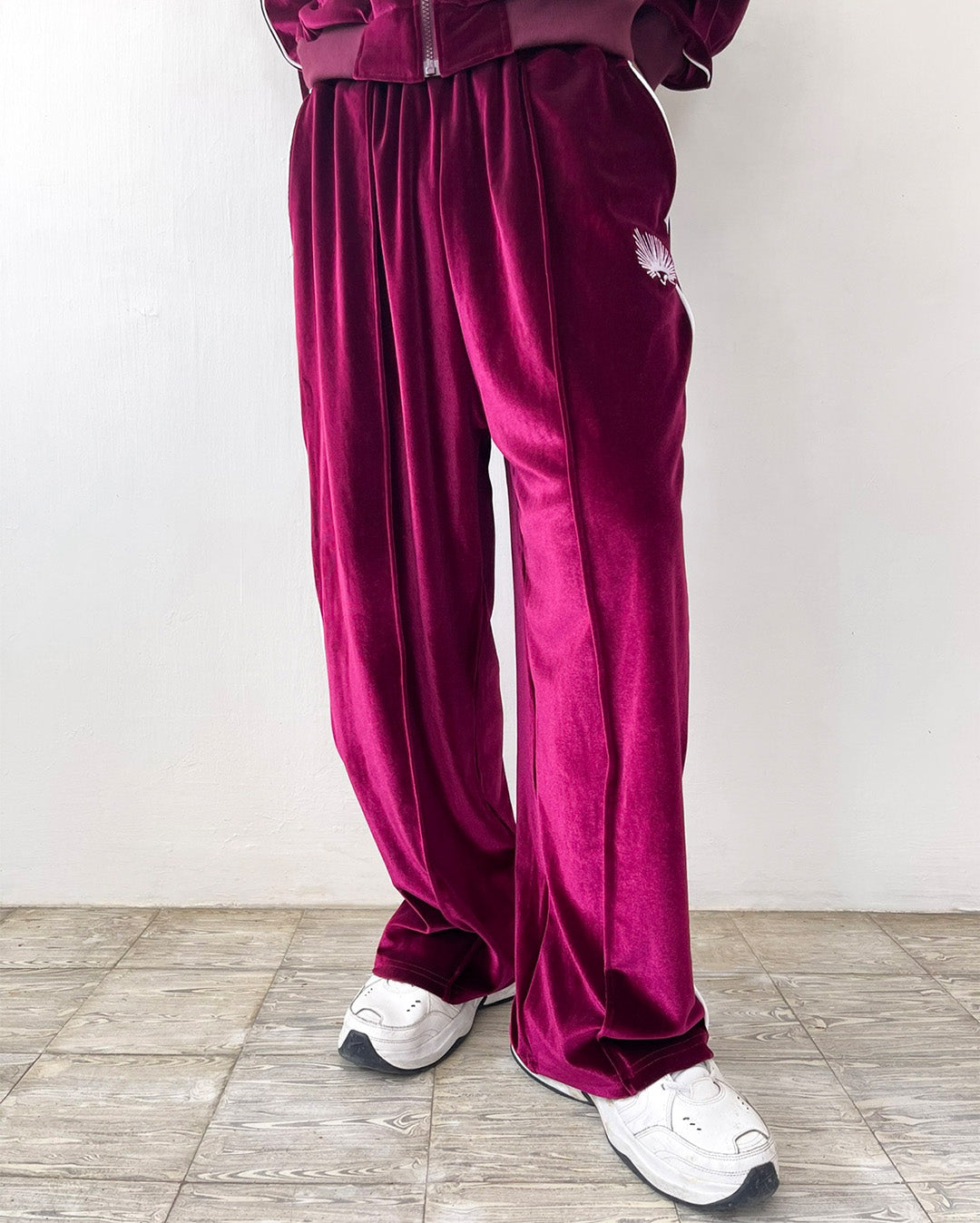 Bordeaux Red model